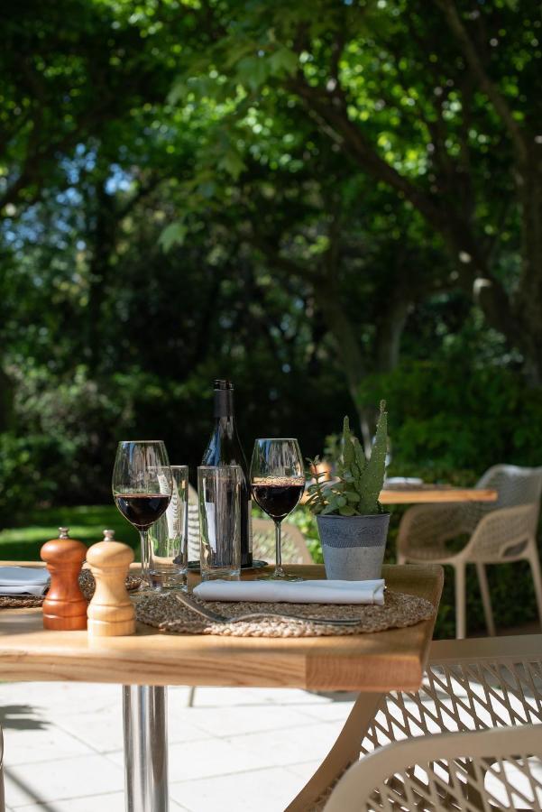 Societe Hoteliere De Montmirail Gigondas Buitenkant foto