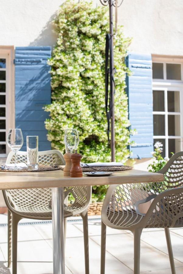 Societe Hoteliere De Montmirail Gigondas Buitenkant foto