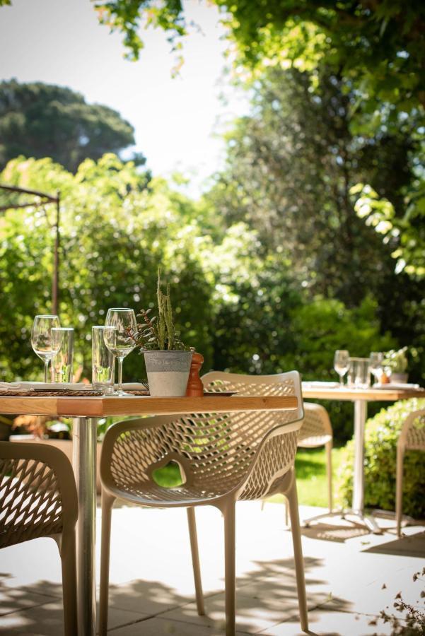 Societe Hoteliere De Montmirail Gigondas Buitenkant foto